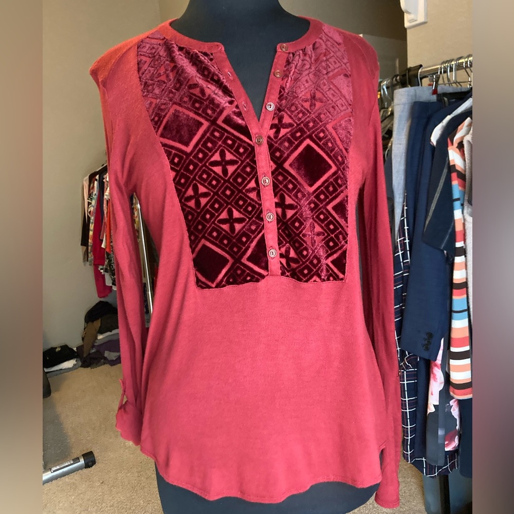 Lucky Brand dark red Henley with velour detail, size small